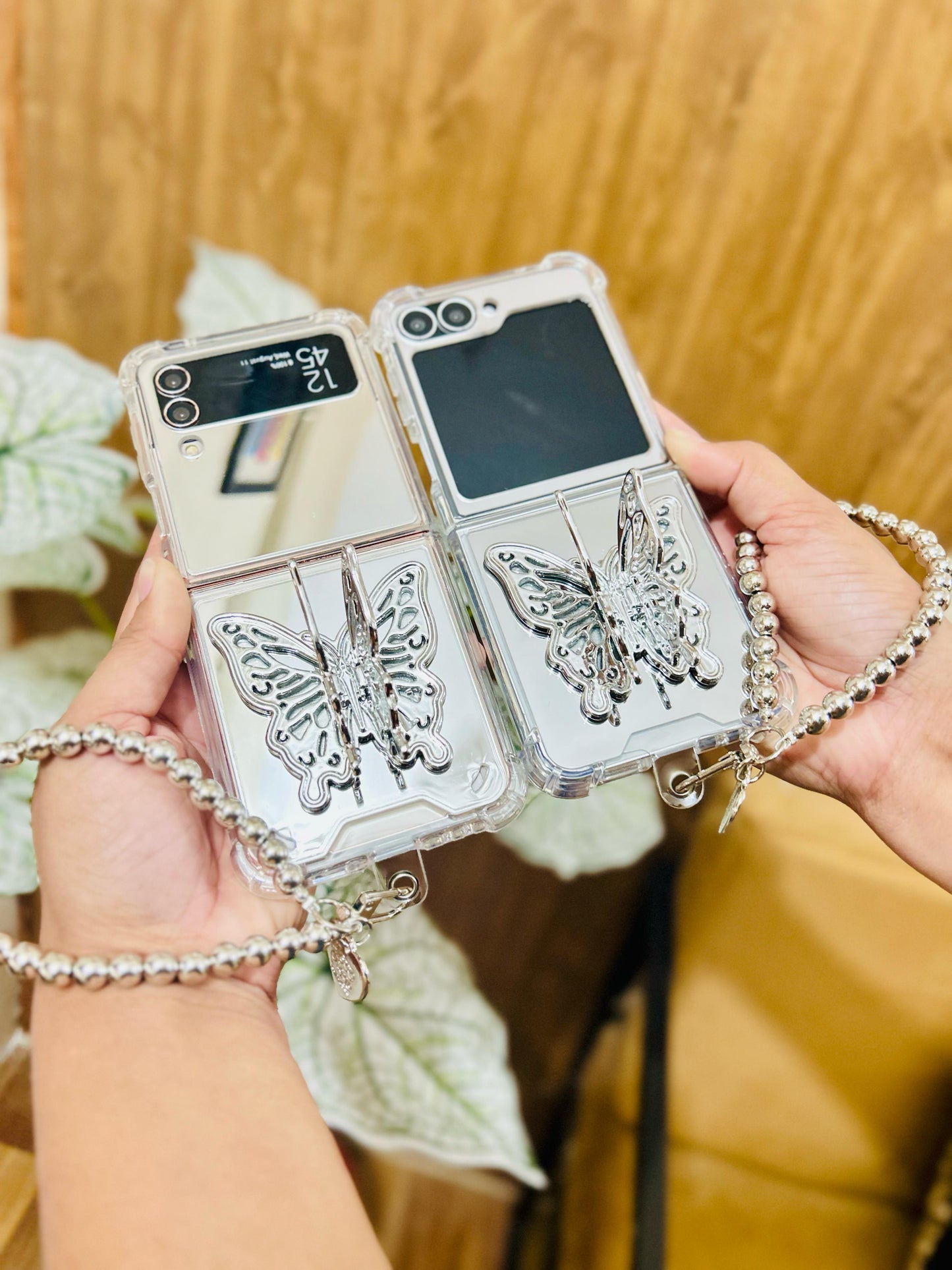 Silver 3D Butterfly Samsung Flip Case