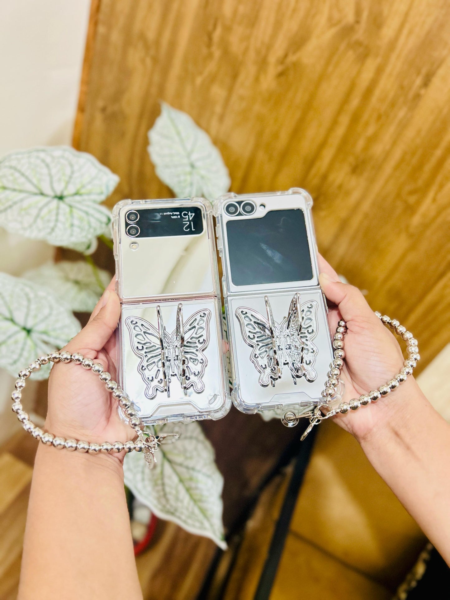 Silver 3D Butterfly Samsung Flip Case