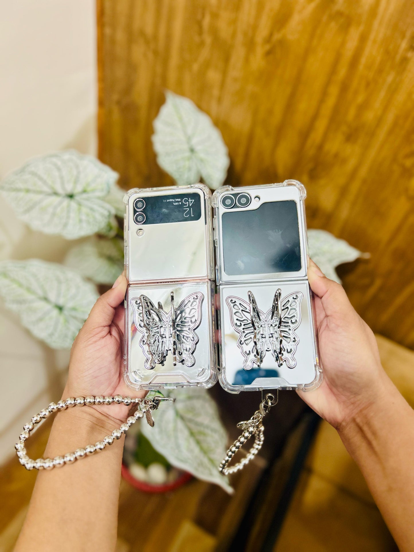 Silver 3D Butterfly Samsung Flip Case