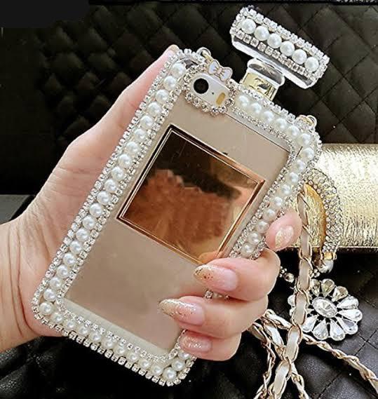 Transparent Pearl Chain Case